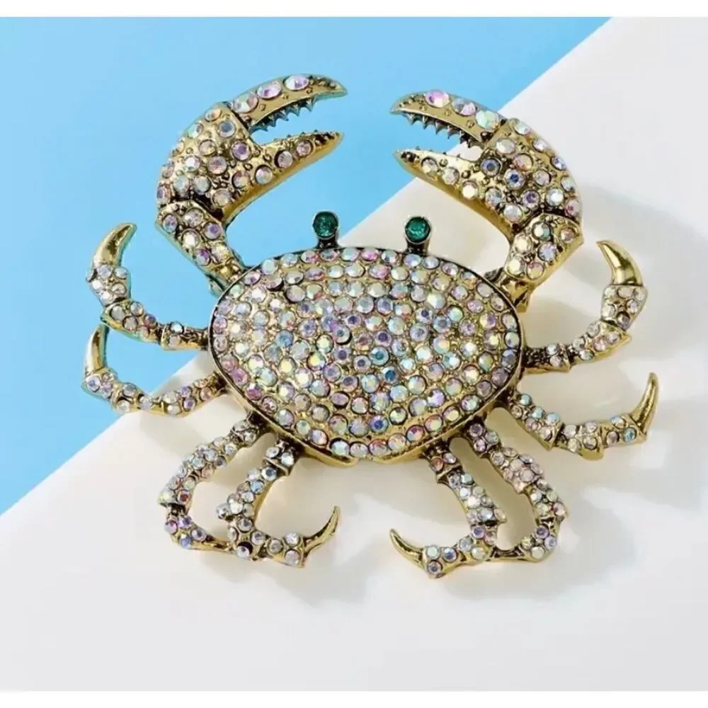 🦀 Heidi Daus on SALE NEW stunning white crystal crab brooch 🦀